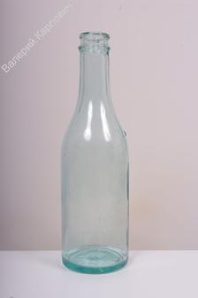 Бутылка. Бутыль. 0,25 литра. Окрашенное стекло. Клеймо СВЗ.  20х6 см. (С1307)